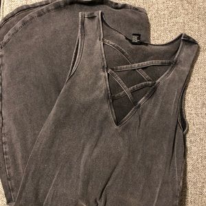 Slim fitting gray dress